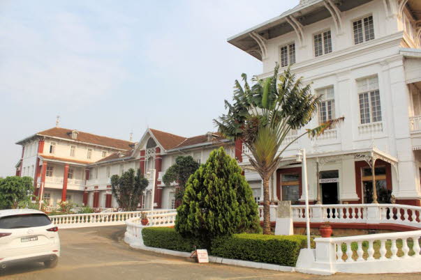 Hotel des Thermes Andasibe
