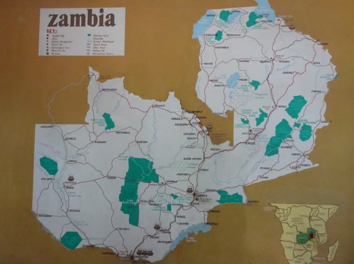 Mit seinen 752.614 km ist Sambia etwas mehr als doppelt so gro wie Deutschland. Im Norden grenzt das Land an die Demokratische Republik Kongo, im Nordosten an Tansania, im Osten an Malawi und Mosambik. Sambia ist ein Binnenstaat im sdlichen Afrika. Es 