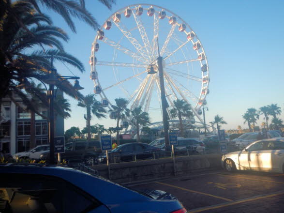 Riesenrad am Hafen