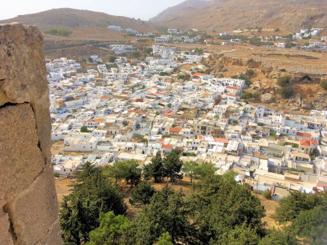 Akropolis - Blick in den denkmalgeschtzten Ort