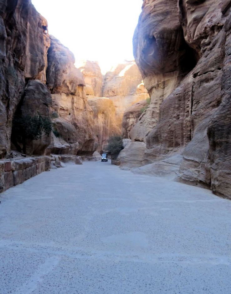 Siq, die ber�hmte, enge Felsschlucht