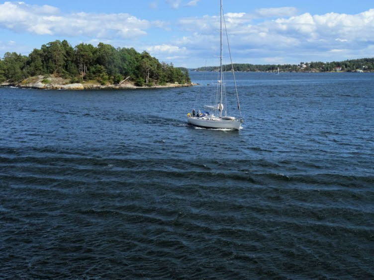 Das Schiff ist die Spirit of Helsinki, eine beeindruckende Rennyacht, die unter anderem f�r ihre Teilnahme an der Ocean Globe Race-Weltumsegelung bekannt ist