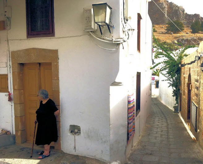 Der Ort entwickelte sich  bis 800 n. Chr. zu dem mchtigsten der Stadtstaaten von Rhodos (2)