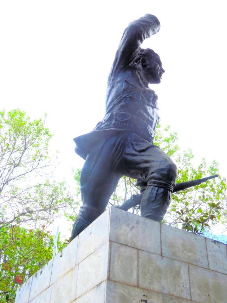 Partisanendenkmal von Giacomo Manzu in Tirana